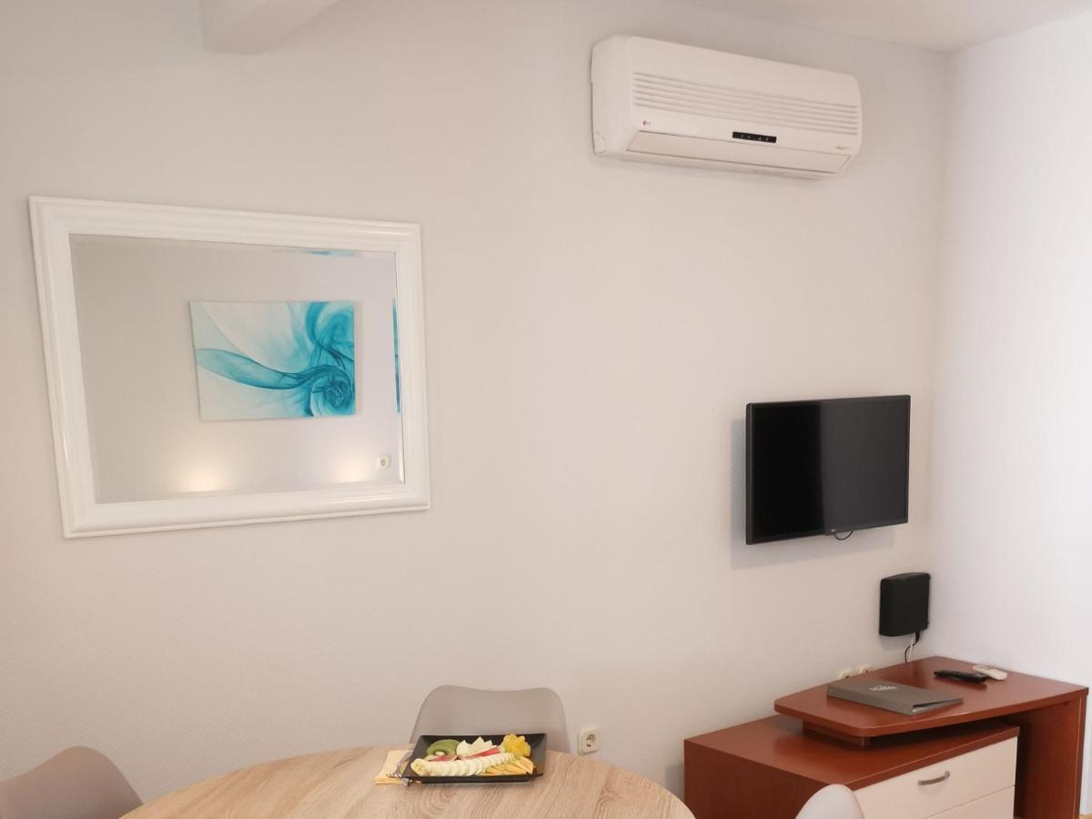 Apartment Matilde Beach Resort-2 Vodice Esterno foto