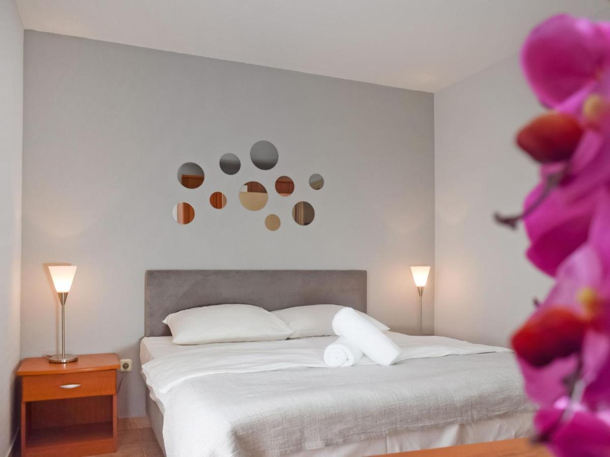 Apartment Matilde Beach Resort-2 Vodice Esterno foto